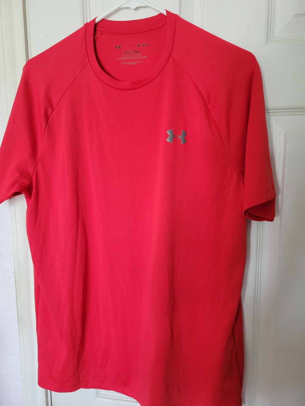 Under Armour Men’s Bright Red Performance Short Sleeve Tee